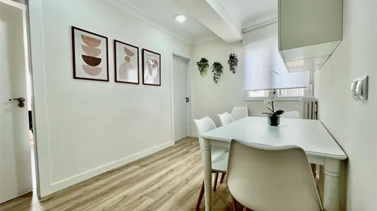 Rooms in Zaragoza - photo 10