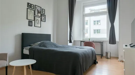 Rooms in Frankfurt Innenstadt II - photo 1