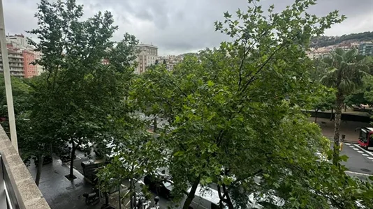 Rooms in Barcelona Eixample - photo 10