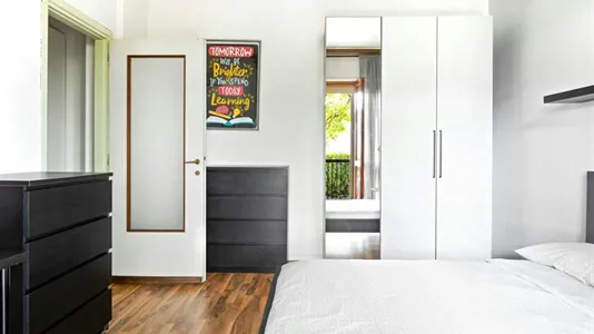 Rooms in Milano Zona 8 - Fiera, Gallaratese, Quarto Oggiaro - photo 3