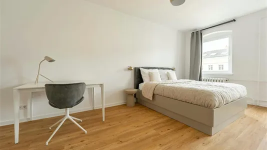 Apartments in Location is not specified - photo 8