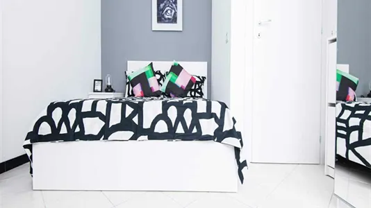 Rooms in Sesto San Giovanni - photo 1