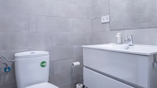 Rooms in Madrid Chamberí - photo 9