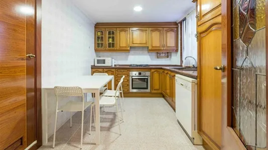 Rooms in Valencia Algirós - photo 5