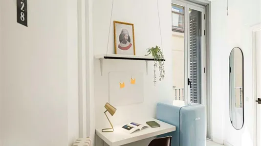 Rooms in Madrid Centro - photo 6