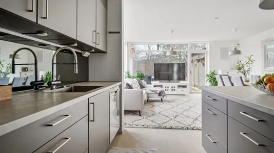 Houses in Upplands Väsby - photo 7