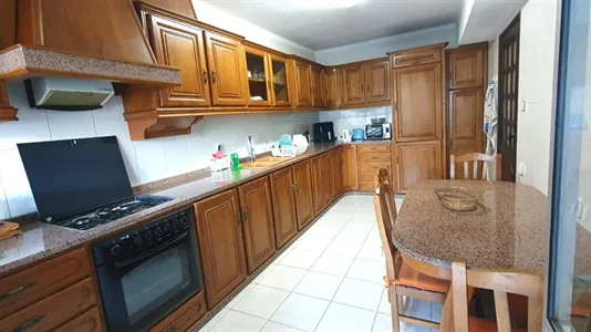 Rooms in Guimarães - photo 8