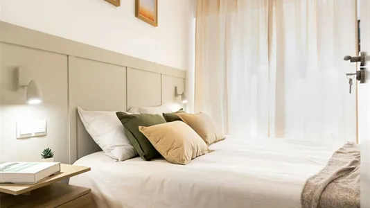 Rooms in Coslada - photo 1