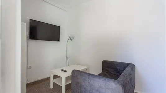 Rooms in Valencia La Zaidía - photo 4