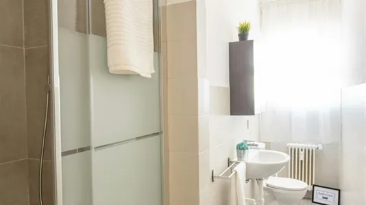 Rooms in Udine - photo 10