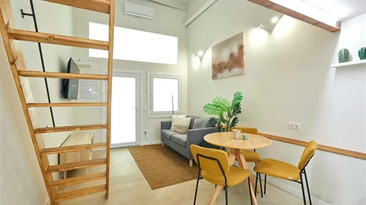 Apartments in Barcelona Ciutat Vella - photo 7