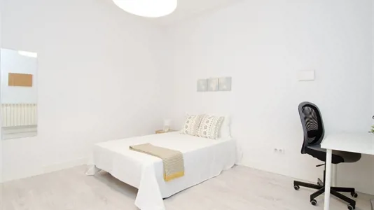 Rooms in Madrid Centro - photo 1