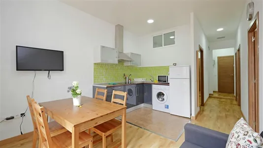 Rooms in Barcelona Ciutat Vella - photo 4