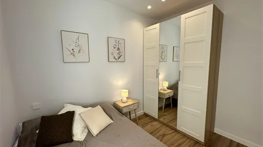 Rooms in Madrid Chamberí - photo 2