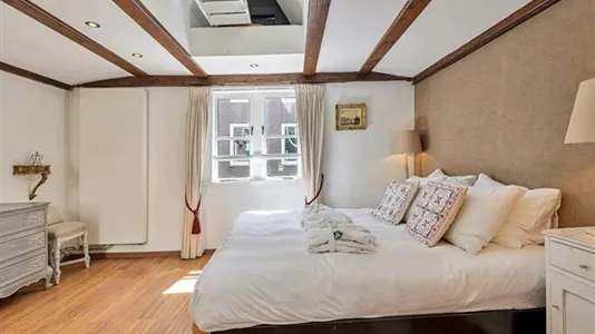 Houses in Location is not specified - photo 10