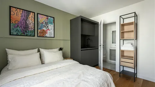 Apartments in Paris 18ème arrondissement - Montmartre - photo 3