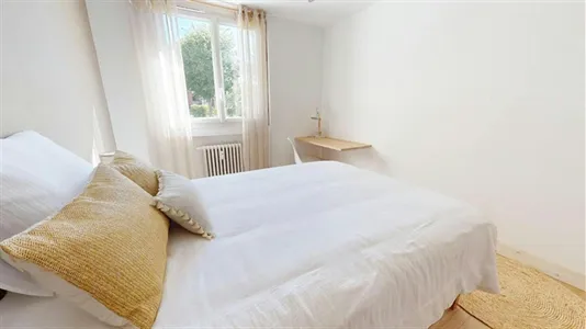 Rooms in Saint-Étienne - photo 4