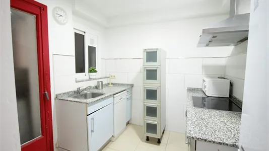 Rooms in Barcelona Les Corts - photo 4