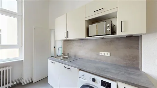 Rooms in Berlin Tempelhof-Schöneberg - photo 7