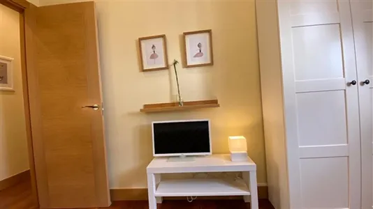 Rooms in Bilbao - photo 7