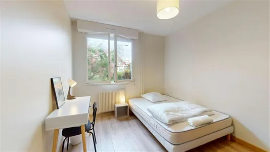 Rooms in Lyon - photo 3