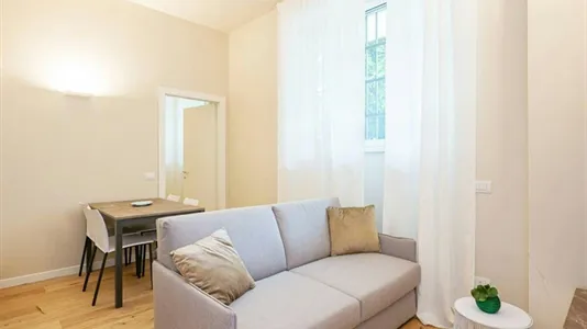 Apartments in Milano Zona 8 - Fiera, Gallaratese, Quarto Oggiaro - photo 5