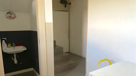 Rooms in Roma Municipio VI – Roma Delle Torri - photo 8