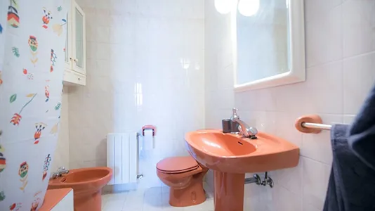 Rooms in Bilbao - photo 10