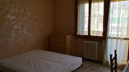 Room for rent in Scandicci, Toscana