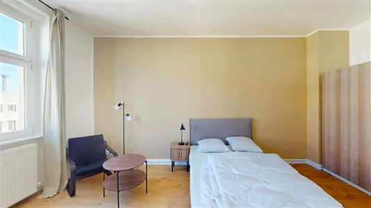 Rooms in Berlin Neukölln - photo 3