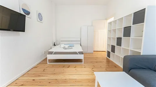 Apartments in Berlin Pankow - photo 2