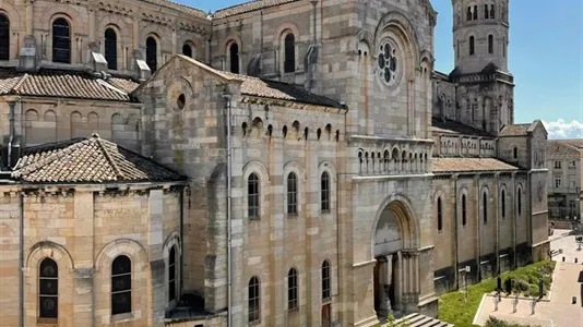 Apartments in Mâcon - photo 7