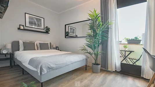 Rooms in Barcelona Sant Martí - photo 2