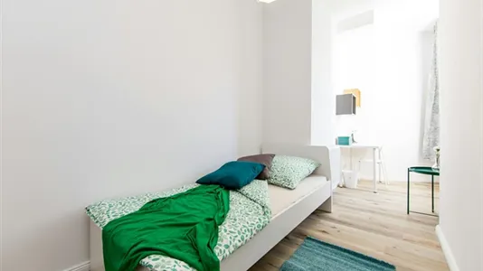 Rooms in Berlin Neukölln - photo 2