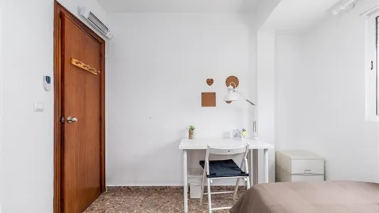 Rooms in Benimamet - photo 5