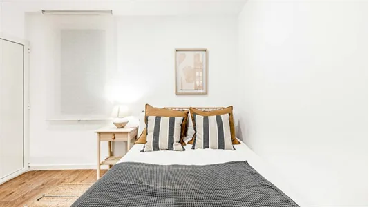 Rooms in Barcelona Sant Andreu - photo 2