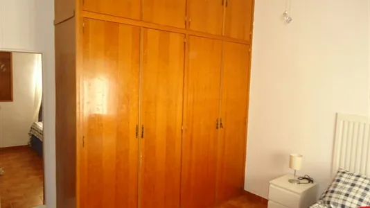 Rooms in Córdoba - photo 4