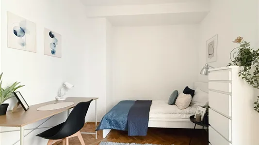 Rooms in Location is not specified - photo 1