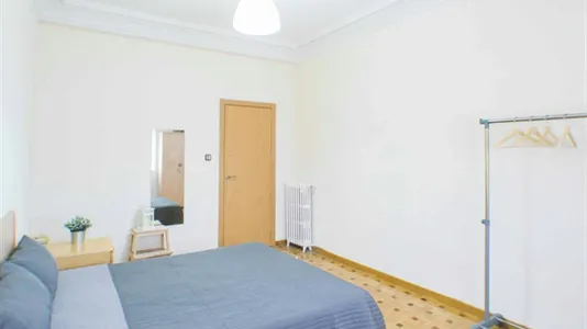 Rooms in Madrid Retiro - photo 3