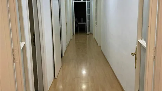 Rooms in Barcelona Eixample - photo 10