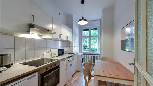 Rooms in Berlin Friedrichshain-Kreuzberg - photo 10