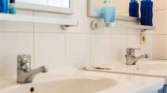 Rooms in Brussels Sint-Gillis - photo 9