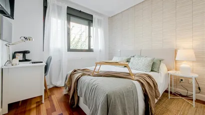 Room for rent in El Encinar de los Reyes, Comunidad de Madrid