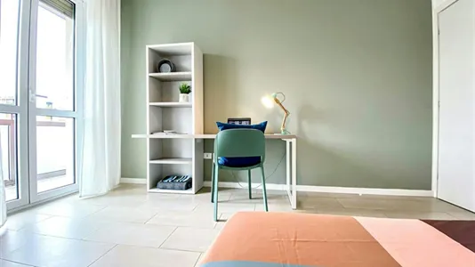 Rooms in Milano Zona 2 - Stazione Centrale, Gorla, Turro, Greco, Crescenzago - photo 7