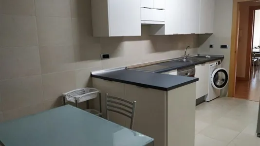 Rooms in Logroño - photo 7