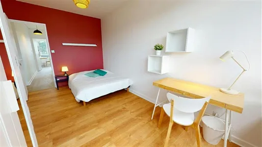 Rooms in Lyon - photo 2