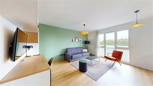 Apartments in L'Haÿ-les-Roses - photo 1