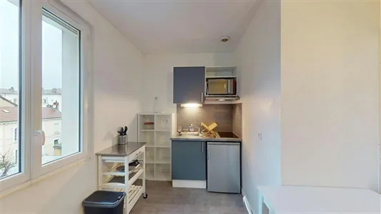 Apartments in Grenoble - photo 7