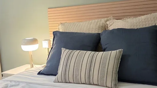 Rooms in Barcelona Eixample - photo 5