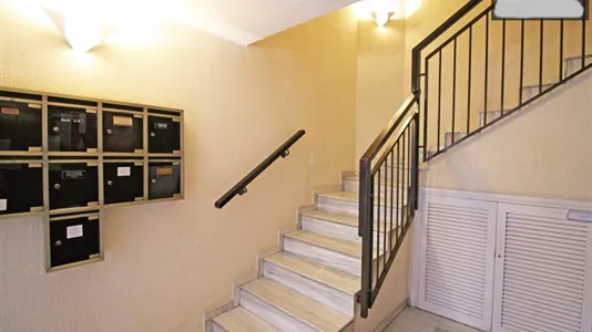 Rooms in Barcelona Sants-Montjuïc - photo 10